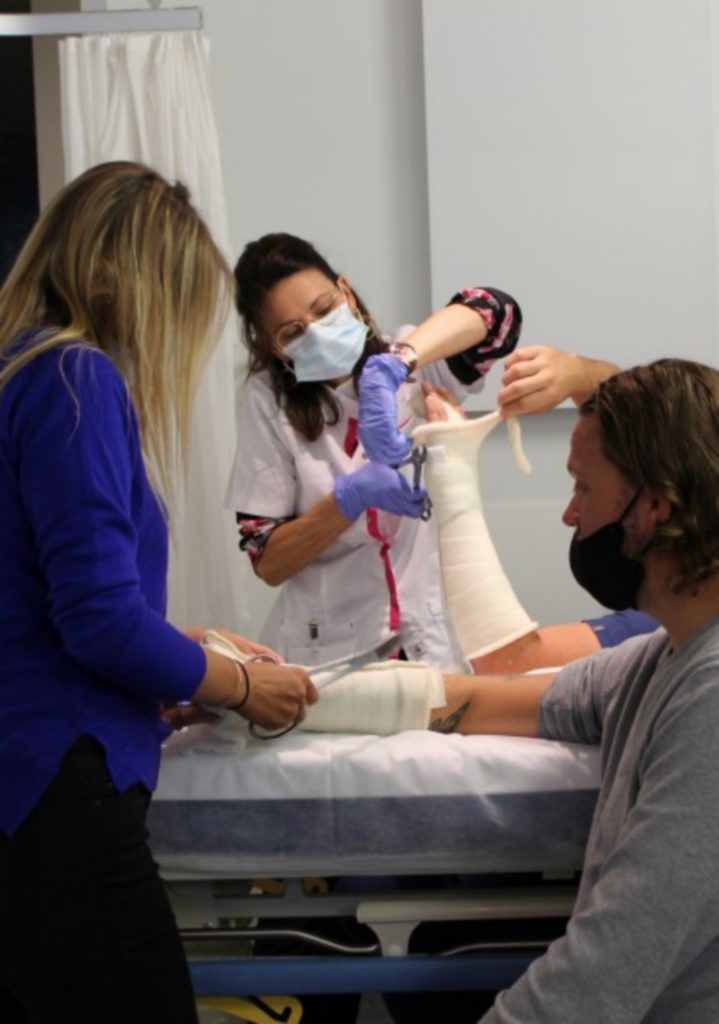 Plâtres et attelles