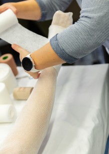 Plâtres et attelles de 1er recours